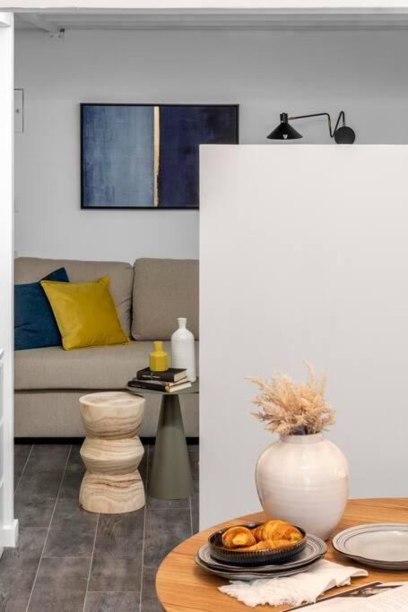 Ferienwohnung Beautiful And Cosy Flat La Latina-Rastro-Der Madrid Exterior foto